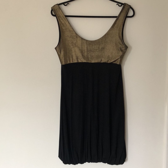 Cute women's dress. - Picture 4 of 6